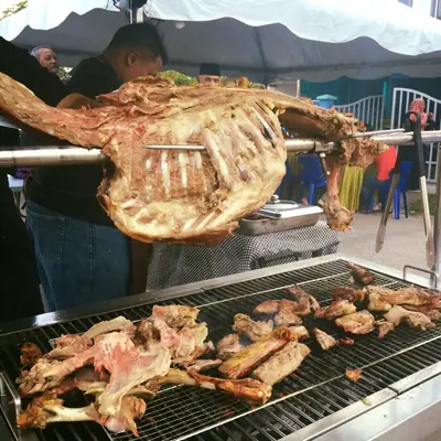 Cara mengatasi pening kepala setelah makan daging kambing.