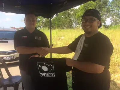 Tiga tempahan kambing golek dalam satu hari